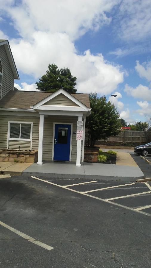 Intown Suites Extended Stay Greenville Sc -I-85 Mauldin Exterior foto